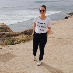 Meet your Posher, Estefania